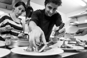 sourire en cuisine
