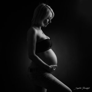 femme enceinte studio clair obscur aix en provence